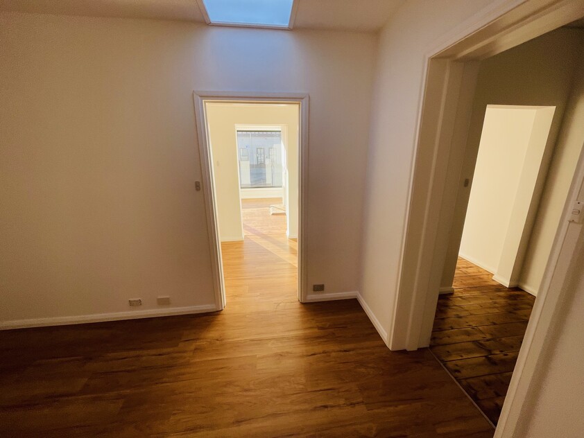 High-Visibility and Modern Space in Central Bacchus Marsh!