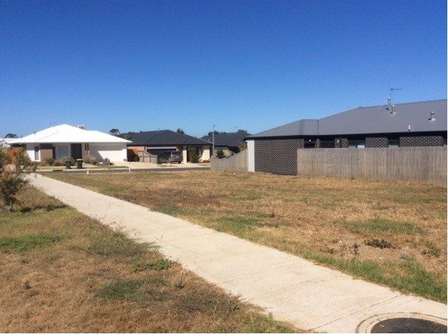 Prime North-Facing Corner Block: Build Your Dream Home in Tranquil Surroundings! - 525m2 Vacant Residential Land
