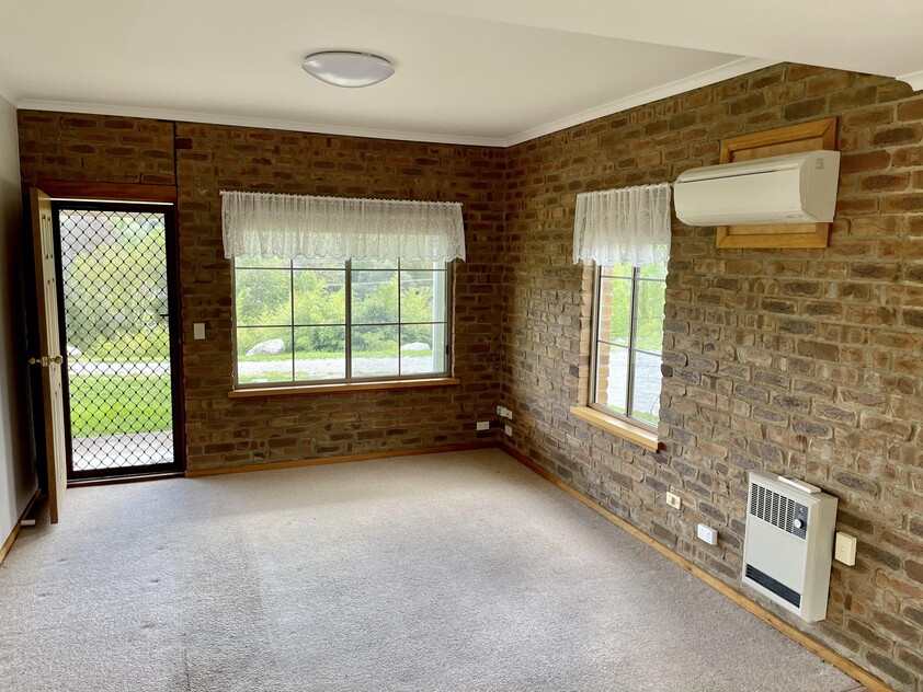 2/5620B BuchanOrbost Road Buchan VIC 3885 Townhouse for Rent