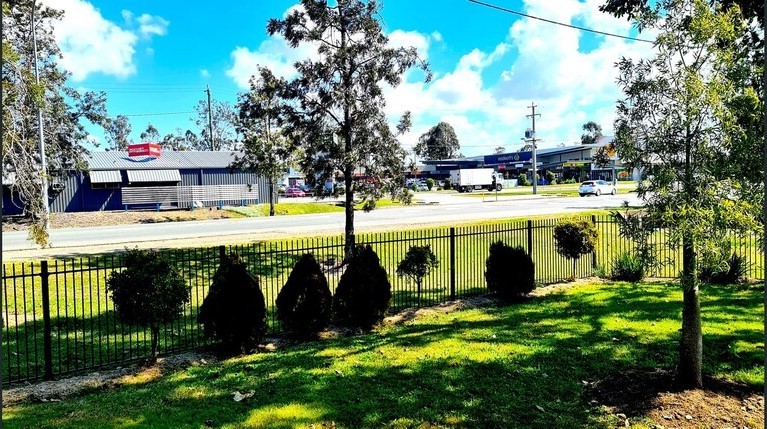 Commercial/Residential Property in Prime Location
