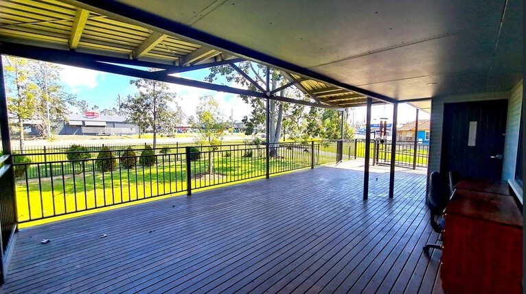 Commercial/Residential Property in Prime Location
