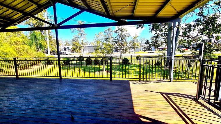 Commercial/Residential Property in Prime Location