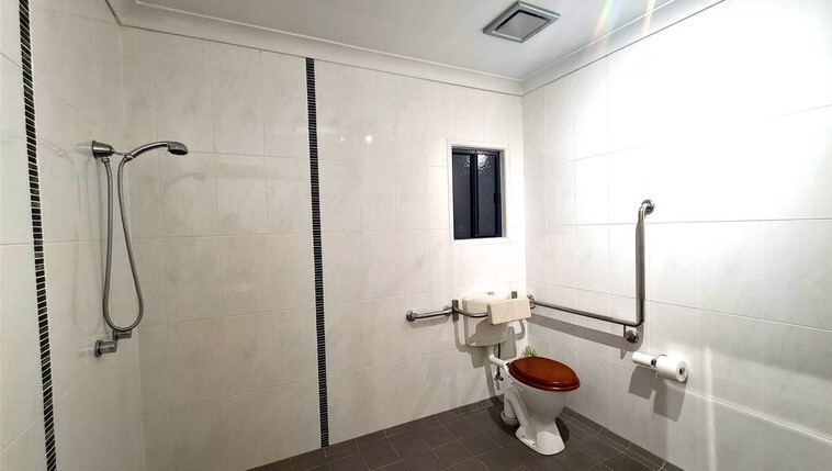 Commercial/Residential Property in Prime Location