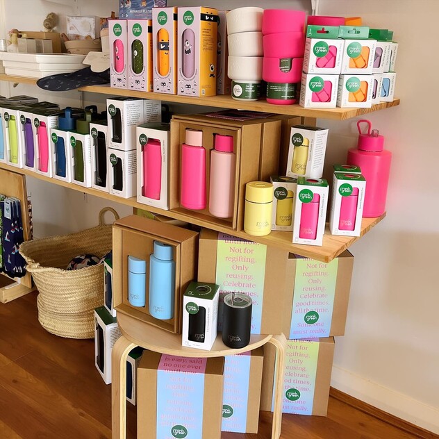 Roma and Kay Cafe - Popular cafe and gift store FOR SALE!