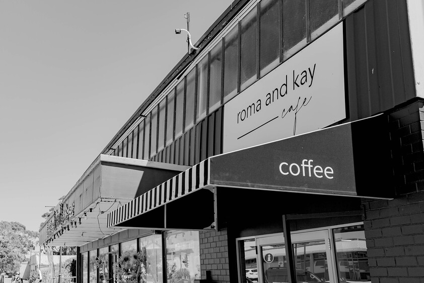 Roma and Kay Cafe - Popular cafe and gift store FOR SALE!