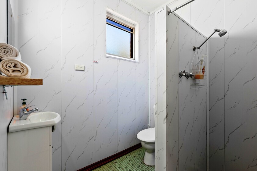 ALBION MOTEL - FINLEY, Motel Room with Private Bathroom