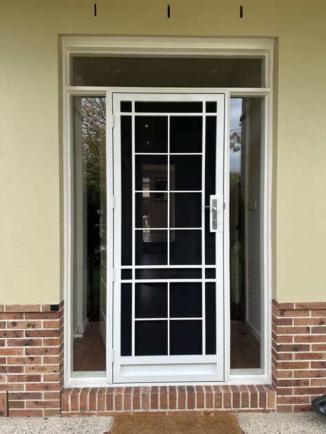 REPUTABLE LOCKSMITH AND SECURITY DOOR BUSINESS IN BAYSIDE MELBOURNE