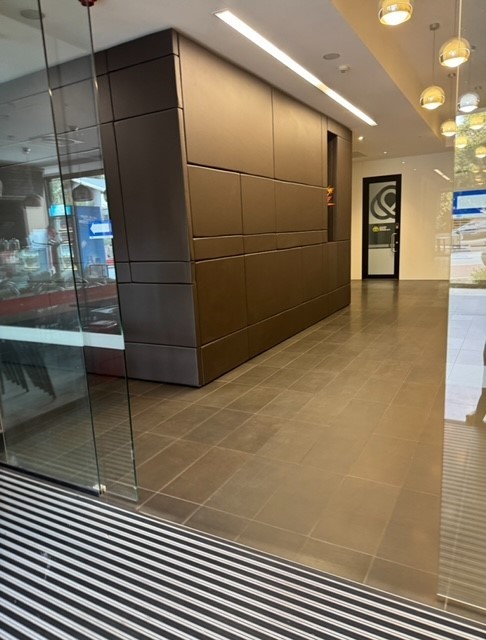 Westgate - 56sqm / Grade A Fully Lockable Sublet with shared Boardroom, Reception & Kitchen Please use code 100162# (when calling in).