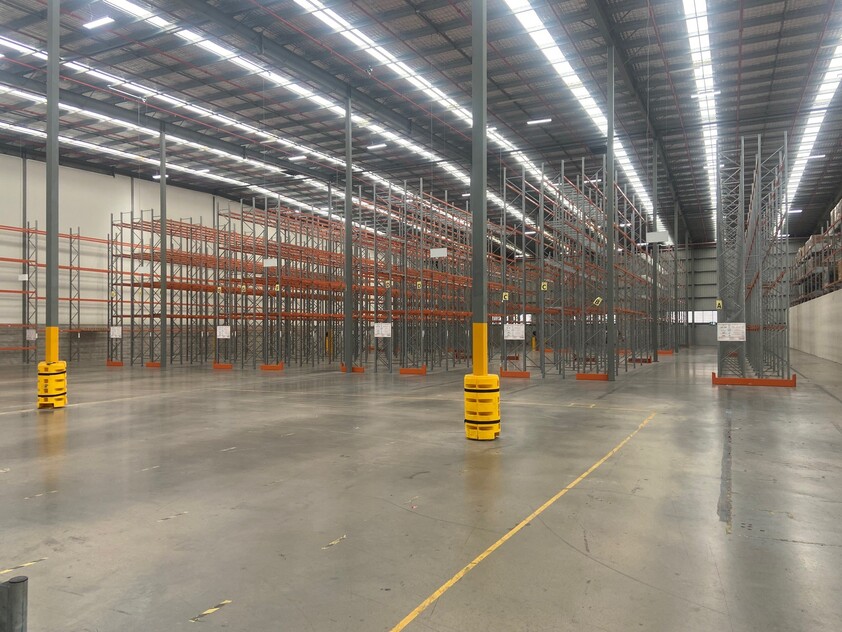 QUALITY WAREHOUSE FACILITY WITH EXISTING RACKING