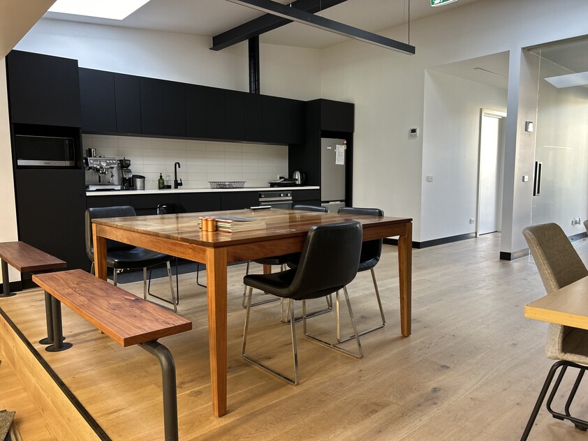 PRIME LOCATION ON GROUND FLOOR ON FITZROY STREET