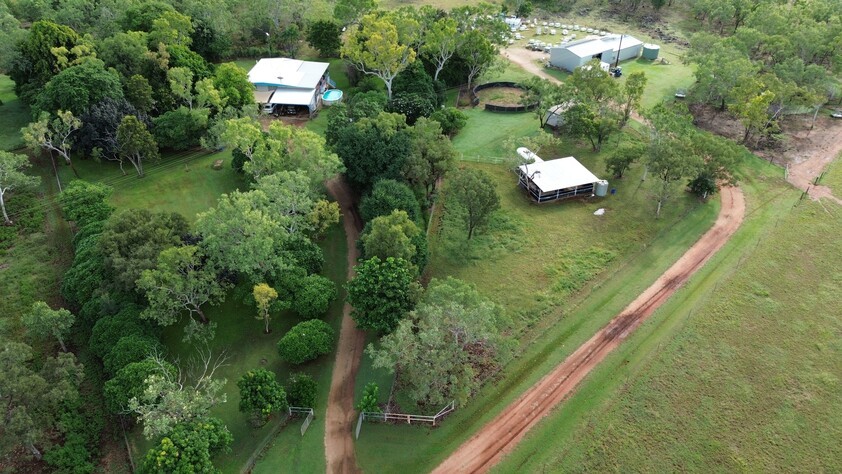 Expansive 67-Hectare Farm with Business Potential and Modern Amenities
