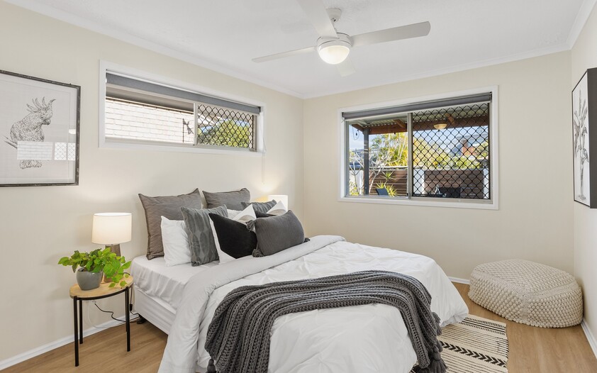 PRICE REDUCTION - Prime beach walk location in quiet cul-de-sac. Contact Agent on 0413 597 300.