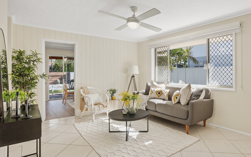 PRICE REDUCTION - Prime beach walk location in quiet cul-de-sac. Contact Agent on 0413 597 300.