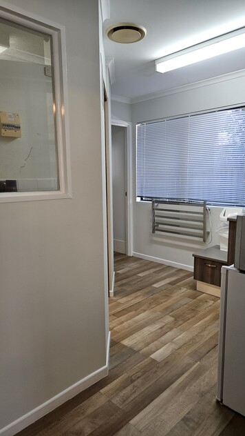 Professionally Serviced Office Space - Allied Health Complex - Walan Place