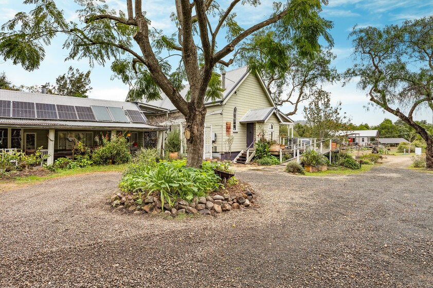 Historic Milford Church Bed & Breakfast in Scenic Rim