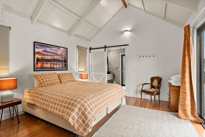 Historic Milford Church Bed & Breakfast in Scenic Rim