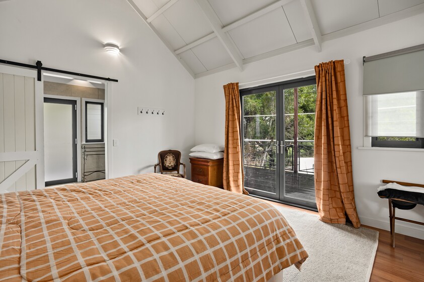 Historic Milford Church Bed & Breakfast in Scenic Rim