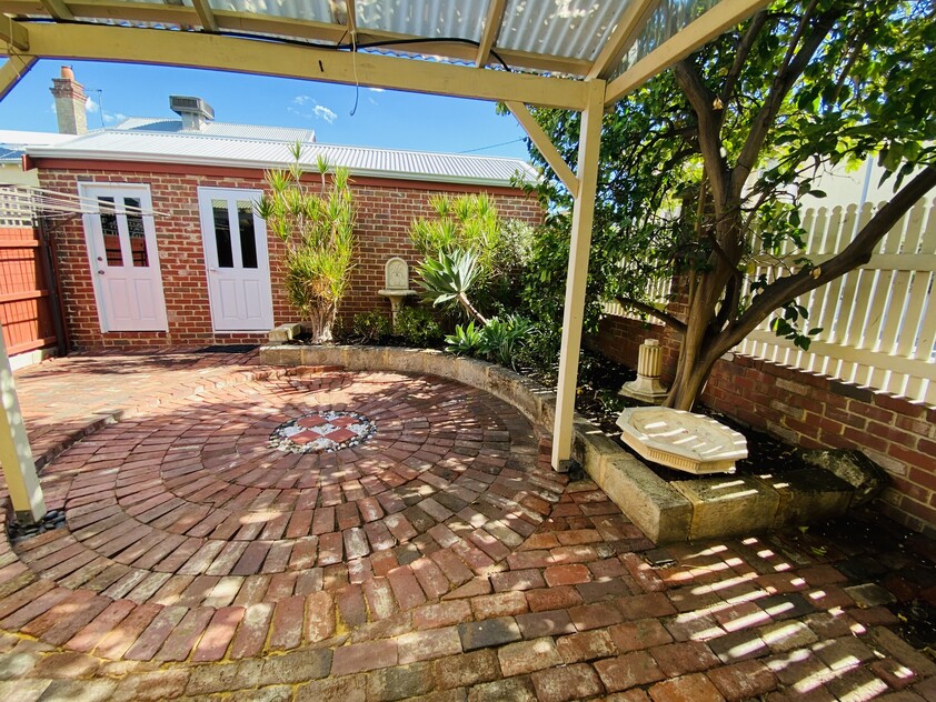 Hyde Park Precinct