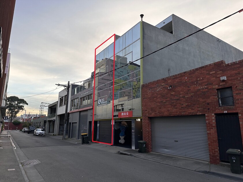 Exceptional Four-Level Sublease with Rooftop, Parking & Furnishings in the Heart of Cremorne