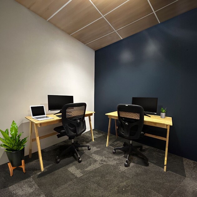 Large Serviced Offices with Parking