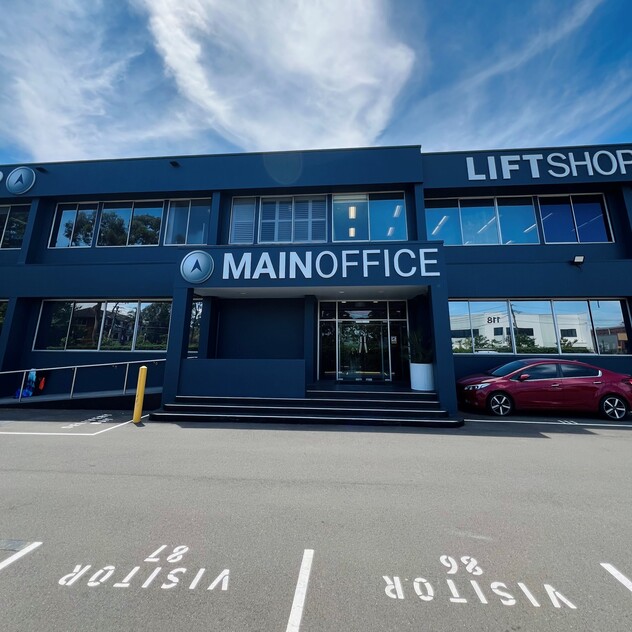 Large Serviced Offices with Parking