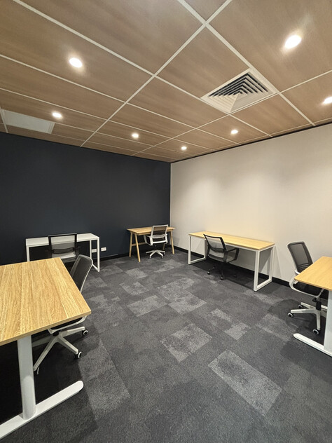 Large Serviced Offices with Parking