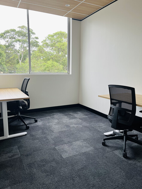 Large Serviced Offices with Parking