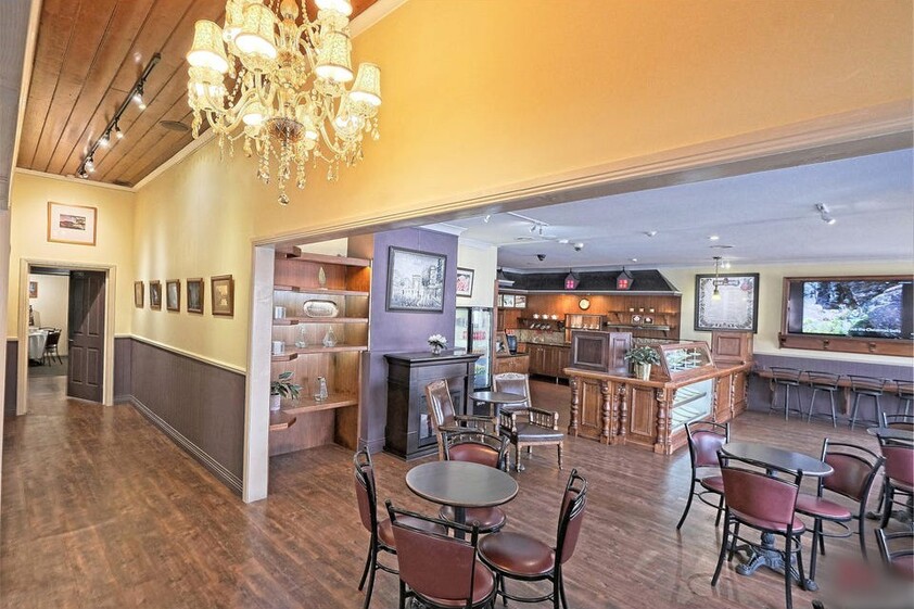 Iconic and Historic Commercial Property in the Heart of Sheffield Tasmania