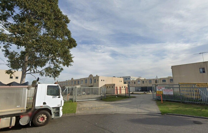 VERSATILE SPACE FOR LEASE - INCLUDES ALL OUTGOINGS!