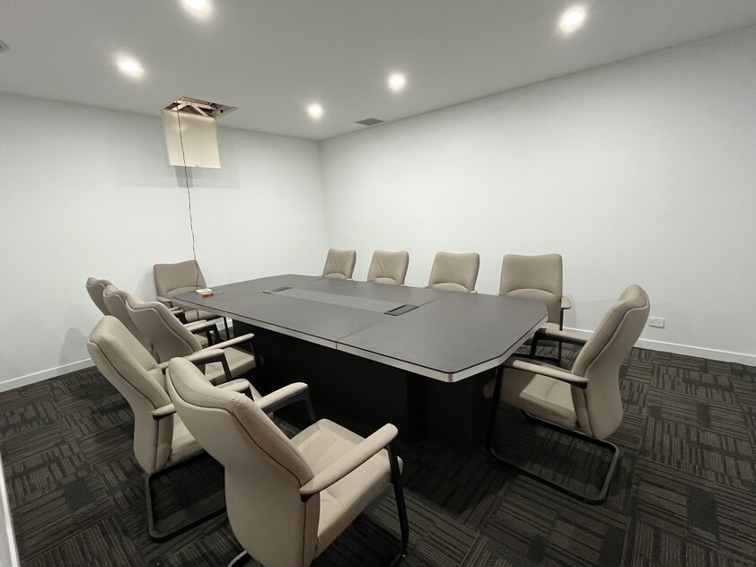 Sapphire Business Suites: Your Launchpad for Success