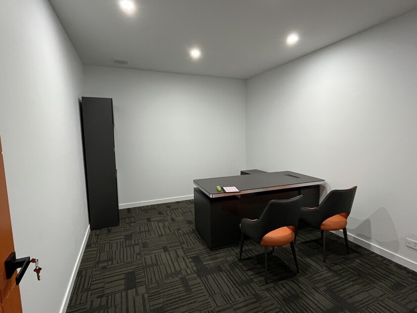 Sapphire Business Suites: Your Launchpad for Success