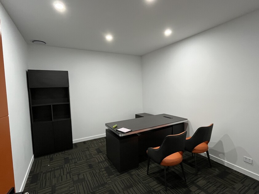 Sapphire Business Suites: Your Launchpad for Success