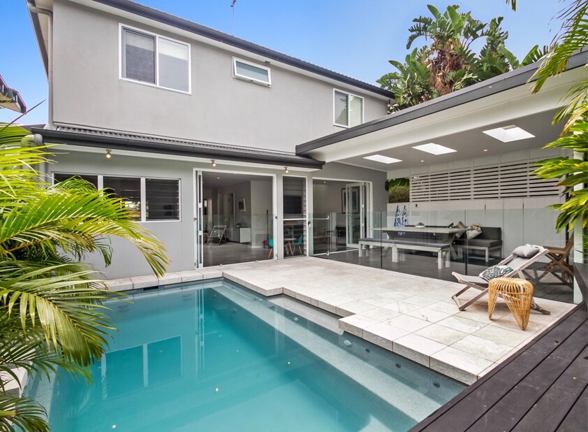 NARELLAN POOLS FRANCHISE WOLLONDILLY - AWARD WINNING BUSINESS