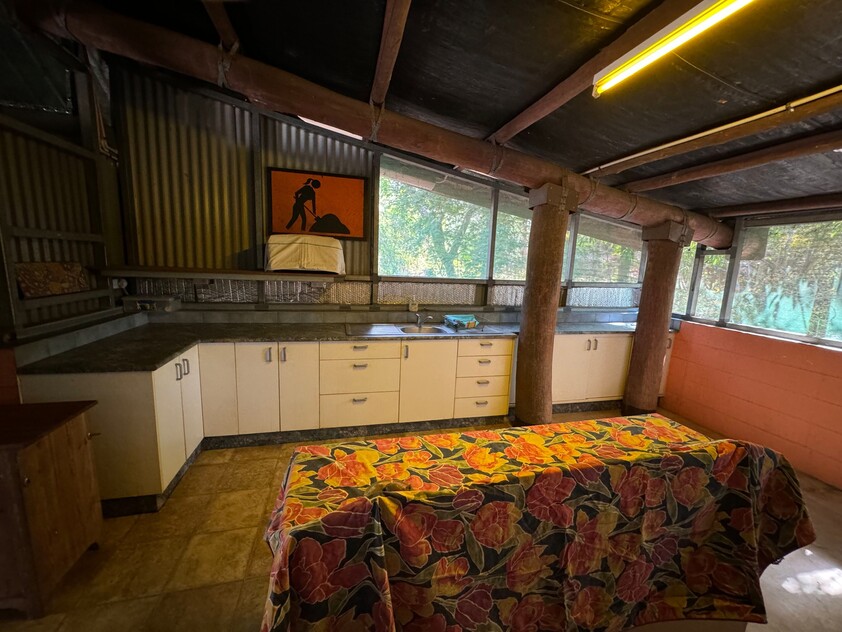 Unique 309ha Freehold Property