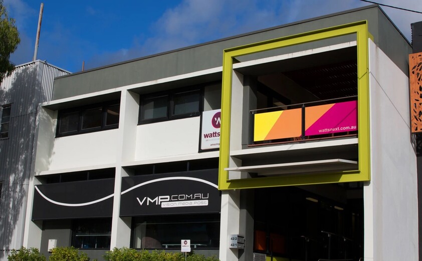 COMMERCIAL OFFICE FOR LEASE MODERN 1ST FLOOR PREMISES CLOSE TO TRAIN STATION