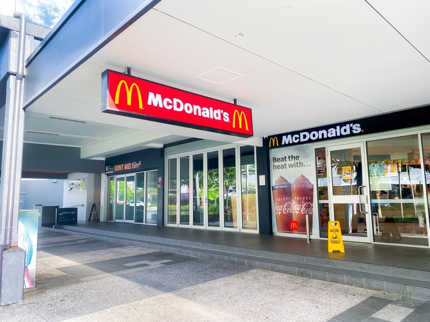 Prime Cairns Esplanade Location!