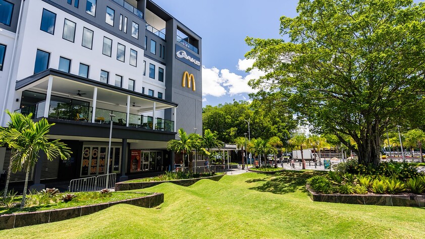 Prime Cairns Esplanade Location!