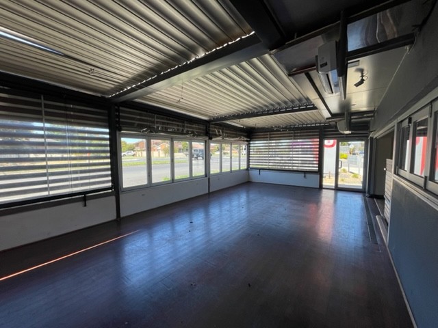 FREE RESTAURANT BUSINESS - FREE COMPLETE FITOUT - NO INGOING COST!