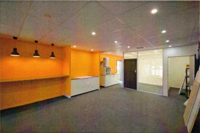 Retail Shop / Office / Unit