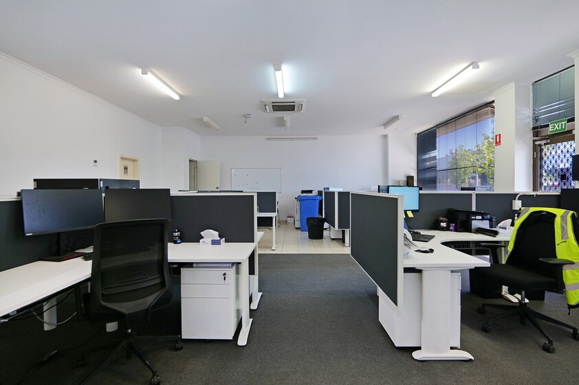 Individual Strata Offices OR Whole Site for Lease