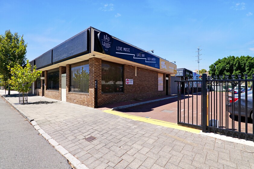 Individual Strata Offices OR Whole Site for Lease