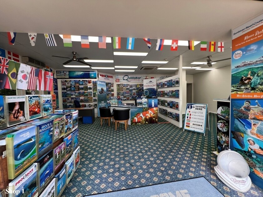 CAIRNS ESPLANADE RETAIL SHOP FOR LEASE