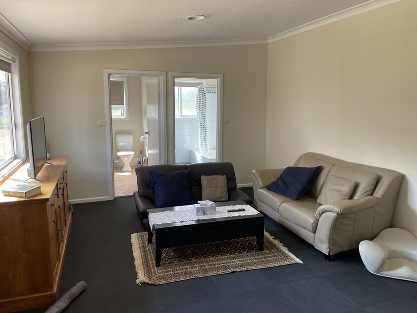 Premier Commercial/Industrial Gateway Site into Young, NSW DA Approved for Vehicle Sales & Hire!