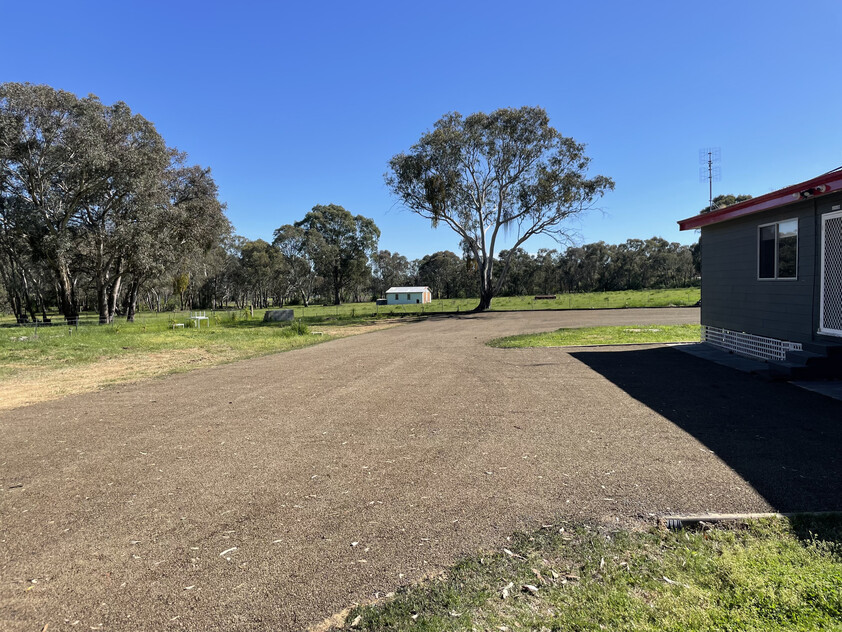Premier Commercial/Industrial Gateway Site into Young, NSW DA Approved for Vehicle Sales & Hire!