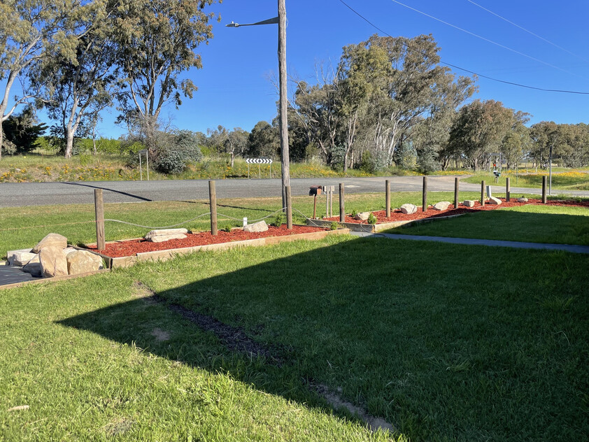 Premier Commercial/Industrial Gateway Site into Young, NSW DA Approved for Vehicle Sales & Hire!