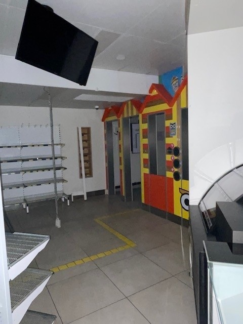 Ground Floor Retail / Office - For Sale/Lease Opportunity in the heart of West End