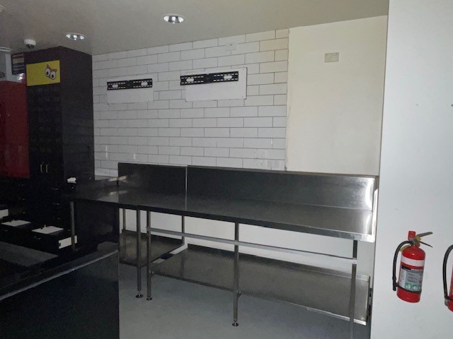Ground Floor Retail / Office - For Sale/Lease Opportunity in the heart of West End