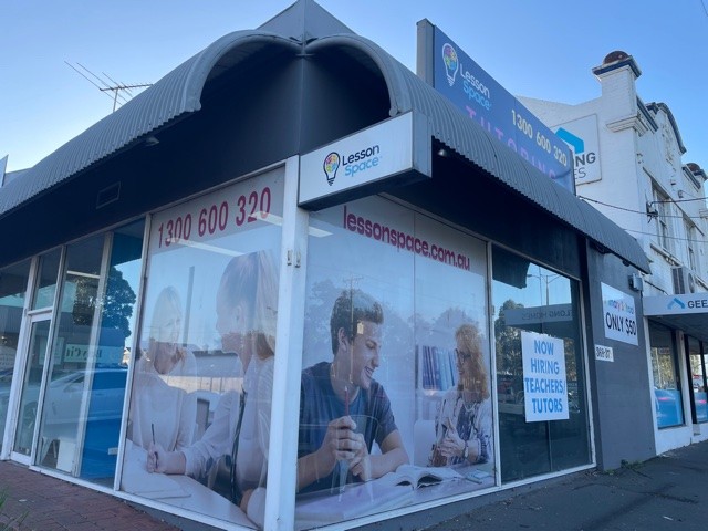Looking for exposure! * Great Signage Options * High Profile Location