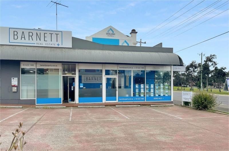 Looking for exposure! * Great Signage Options * High Profile Location