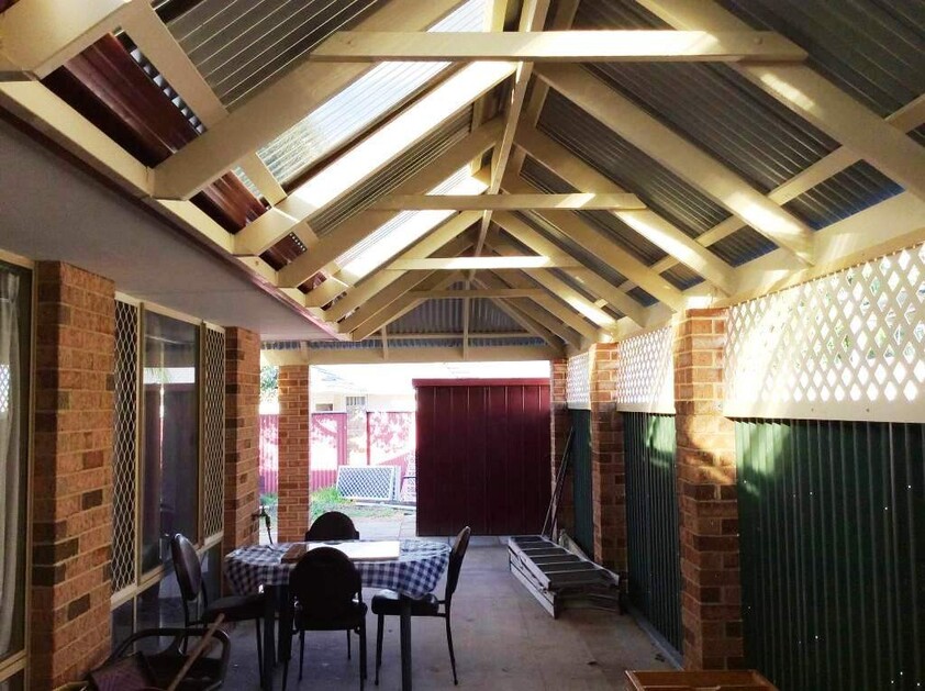 Midland 4x2 Brick and Tile House for Lease @ $750pw.